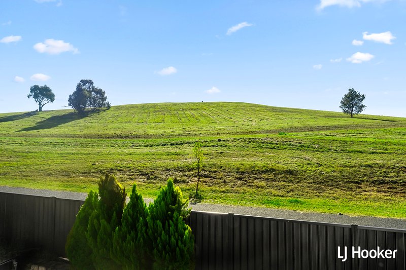 Photo - 46/23 Wanderlight Avenue, Lawson ACT 2617 - Image 9
