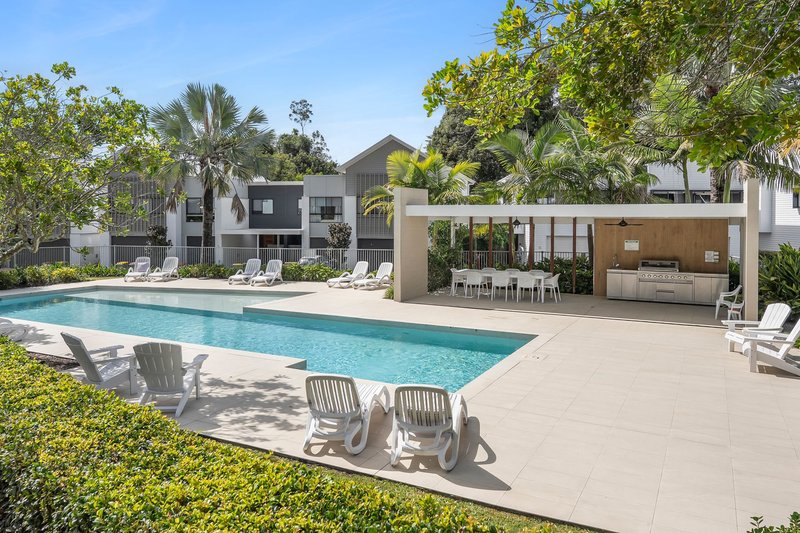 Photo - 46/28 Bonogin Road, Mudgeeraba QLD 4213 - Image 2