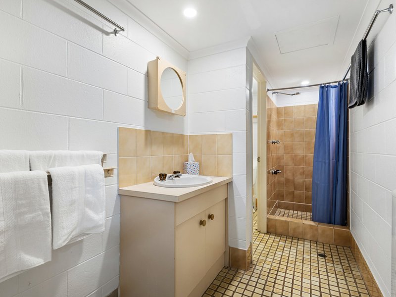 Photo - 4/63-65 Moore Street, Trinity Beach QLD 4879 - Image 10