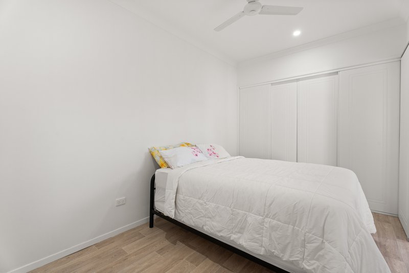 Photo - 463 Boat Harbour Drive, Torquay QLD 4655 - Image 24