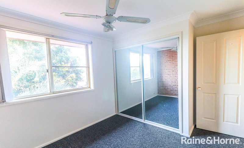 Photo - 4/63 Canterbury Road, Glenfield NSW 2167 - Image 4