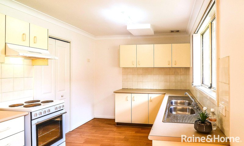 Photo - 4/63 Canterbury Road, Glenfield NSW 2167 - Image 6