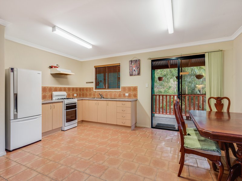 Photo - 463 Ilkley Road, Ilkley QLD 4554 - Image 4