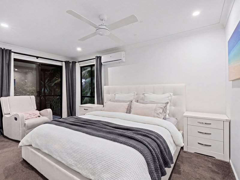 Photo - 4/63 Muir Street, Labrador QLD 4215 - Image 10