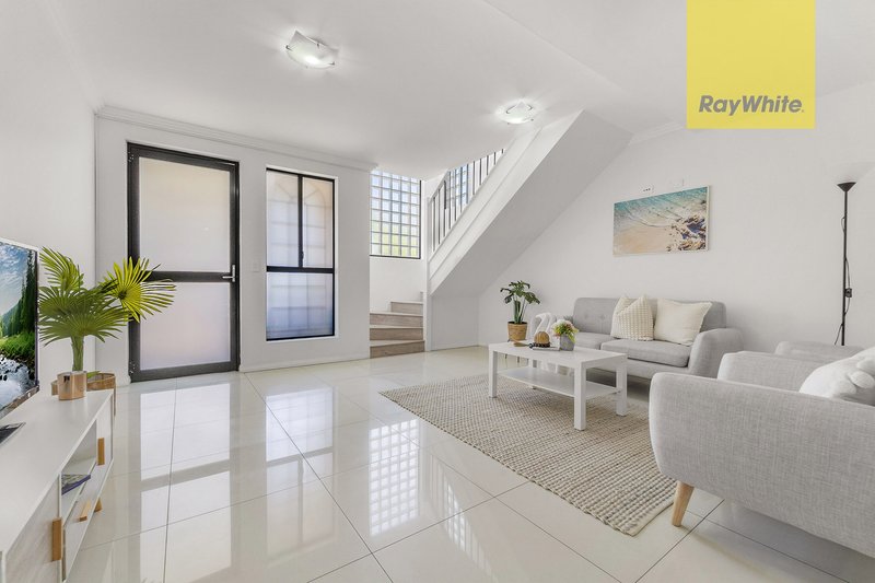 Photo - 4/64 Belmore Street, North Parramatta NSW 2151 - Image 2