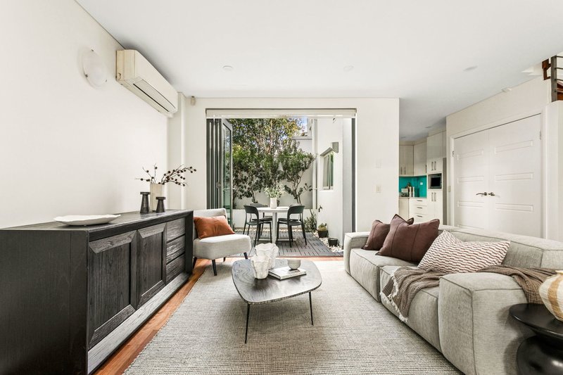 Photo - 4/64 Renwick Street, Leichhardt NSW 2040 - Image 2