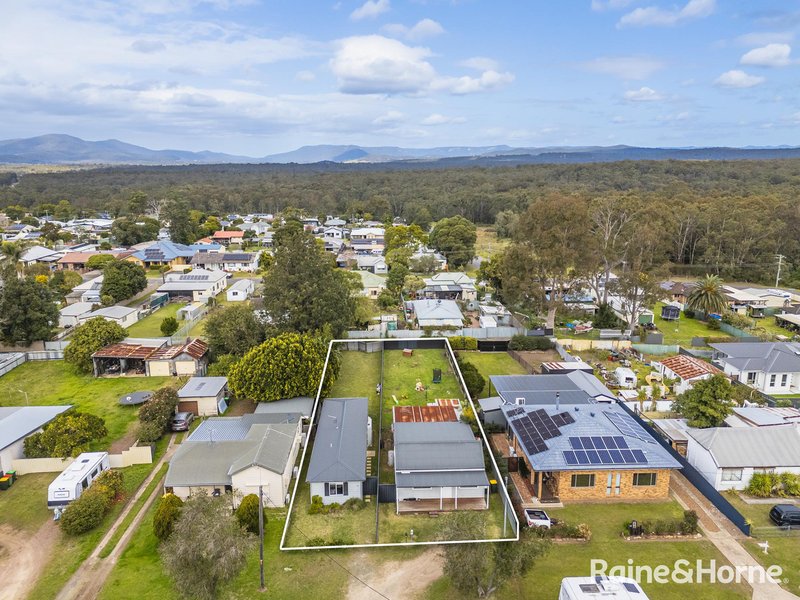 Photo - 46&46a Hebburn Street, Pelaw Main NSW 2327 - Image 2