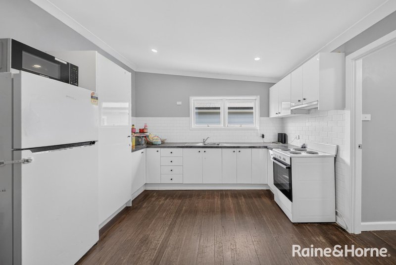 Photo - 46&46a Hebburn Street, Pelaw Main NSW 2327 - Image 12