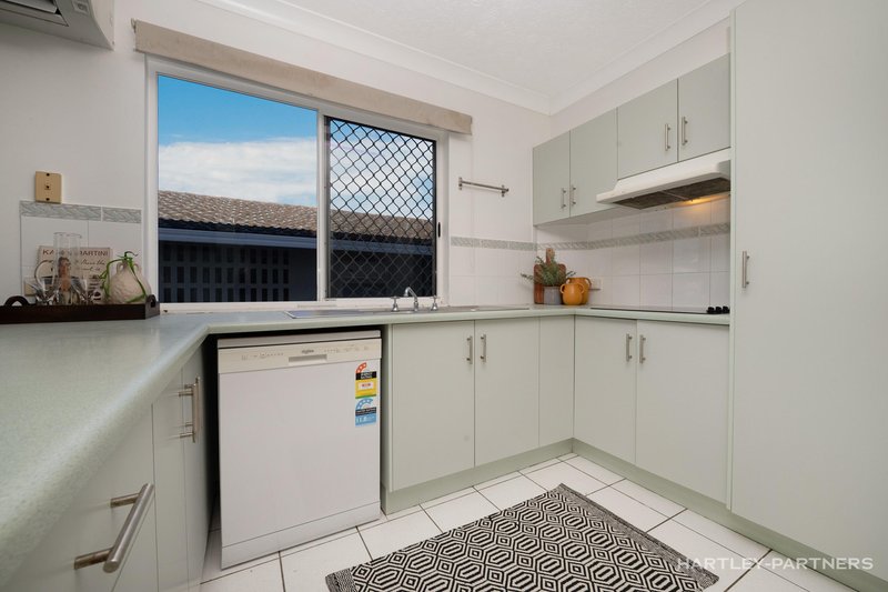 Photo - 4/65 Cook Street, North Ward QLD 4810 - Image 6