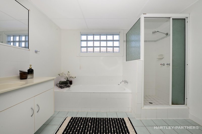 Photo - 4/65 Cook Street, North Ward QLD 4810 - Image 10