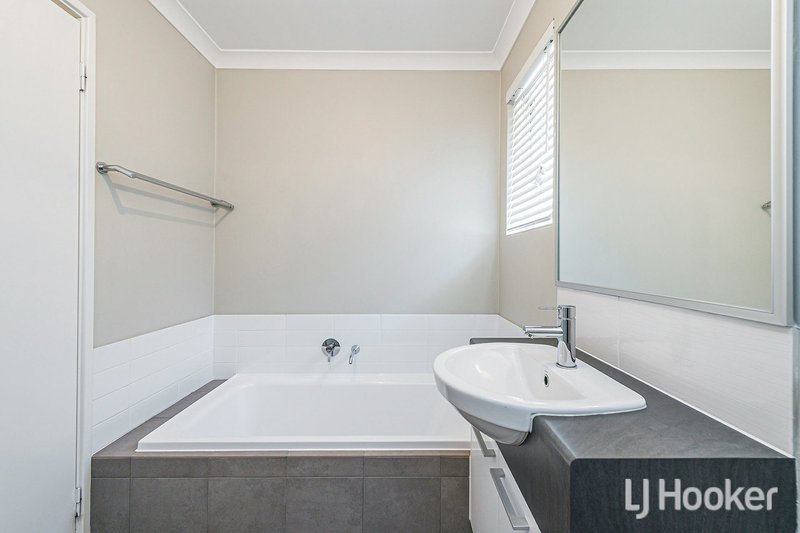 Photo - 4/65 Eynesford Street, Gosnells WA 6110 - Image 16