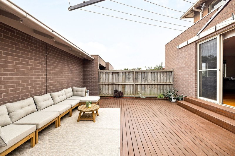 Photo - 4/65 Hillcrest Road, Frankston VIC 3199 - Image 6