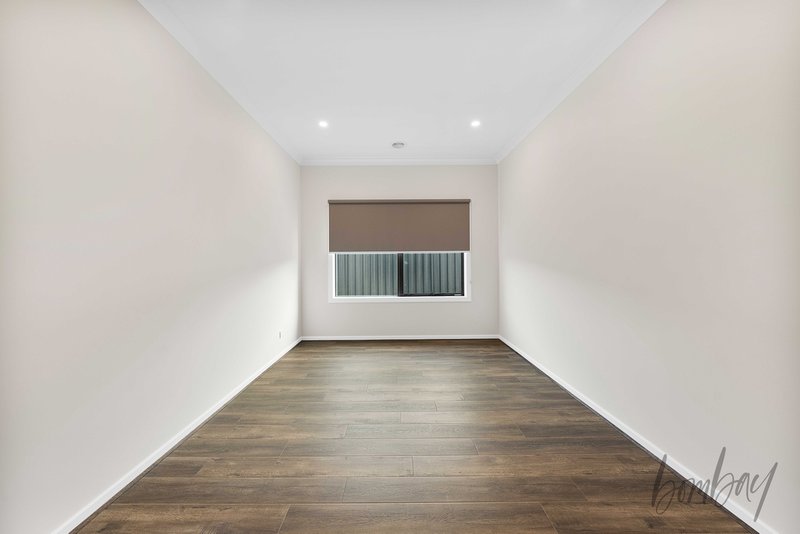 Photo - 465 Lithgow Street, Beveridge VIC 3753 - Image 4