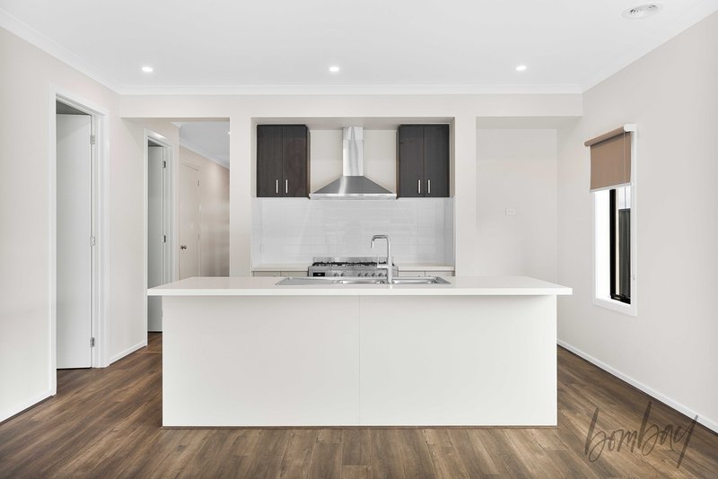 Photo - 465 Lithgow Street, Beveridge VIC 3753 - Image 8