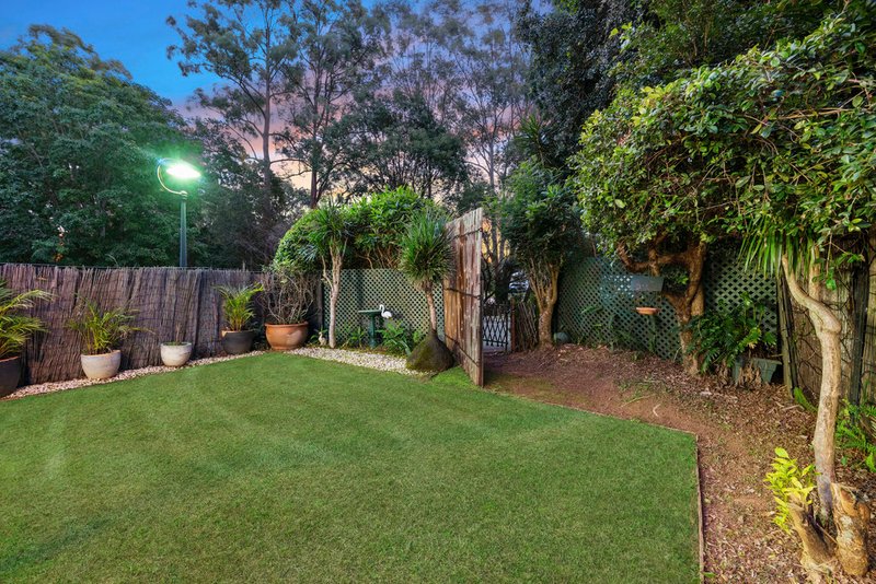 Photo - 4/65 Mitchell Avenue, Currumbin QLD 4223 - Image 2