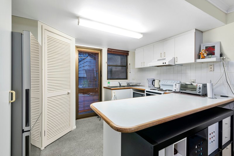 Photo - 4/65 Mitchell Avenue, Currumbin QLD 4223 - Image 6