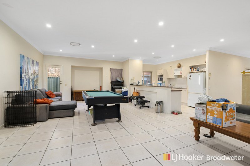 Photo - 465 Pine Ridge Road, Runaway Bay QLD 4216 - Image 6