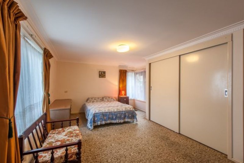 Photo - 4/65 Thackeray Road, Reservoir VIC 3073 - Image 6