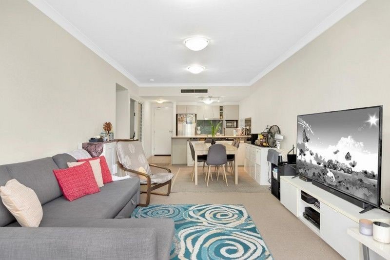 Photo - 46/51 Playfield Street, Chermside QLD 4032 - Image 3