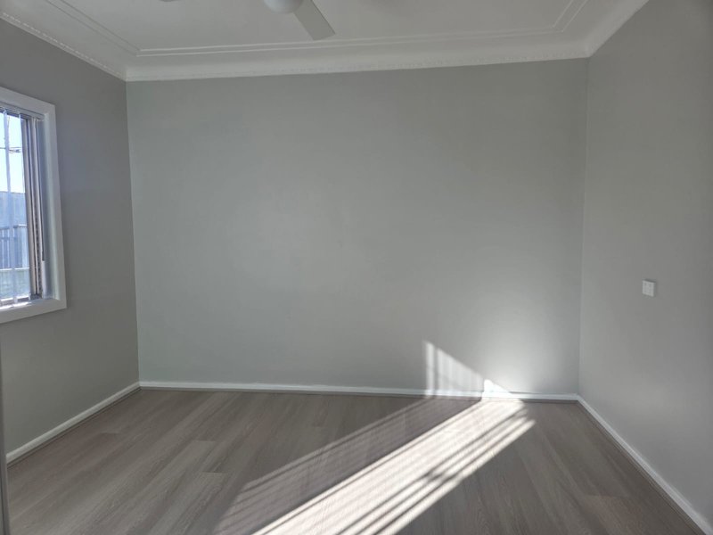 Photo - 465B Twelfth Avenue, , Rossmore NSW 2557 - Image 2