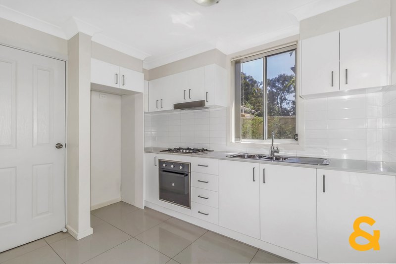 Photo - 4/66 Brisbane Street, Oxley Park NSW 2760 - Image 4