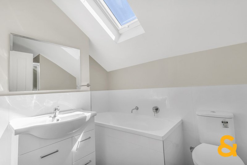 Photo - 4/66 Brisbane Street, Oxley Park NSW 2760 - Image 7