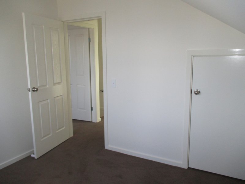 Photo - 4/66 Brisbane Street, Oxley Park NSW 2760 - Image 9