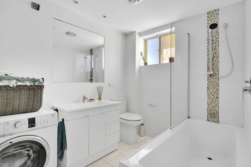 Photo - 4/66 Darley Road, Manly NSW 2095 - Image 4