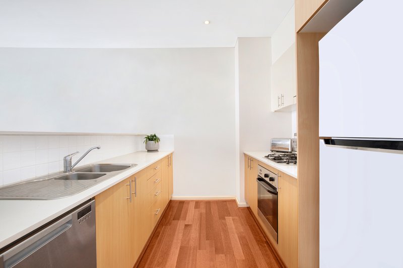 Photo - 46/7-15 Newland Street, Bondi Junction NSW 2022 - Image 4