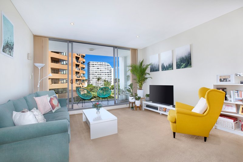 Photo - 46/7-15 Newland Street, Bondi Junction NSW 2022 - Image 6