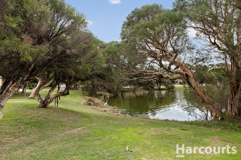 Photo - 4/67 Abbotswood Parkway, Erskine WA 6210 - Image 15