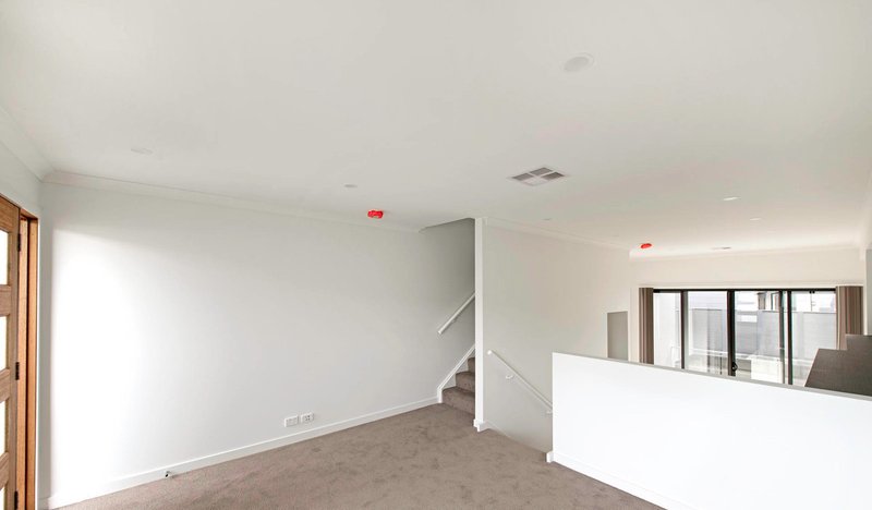 Photo - 46/76 Stockman Avenue, Lawson ACT 2617 - Image 3