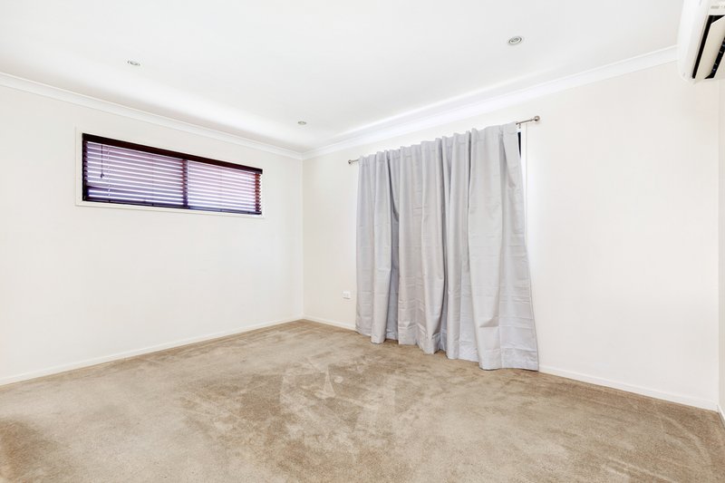 Photo - 4/68 Moody Street, Emerald QLD 4720 - Image 12