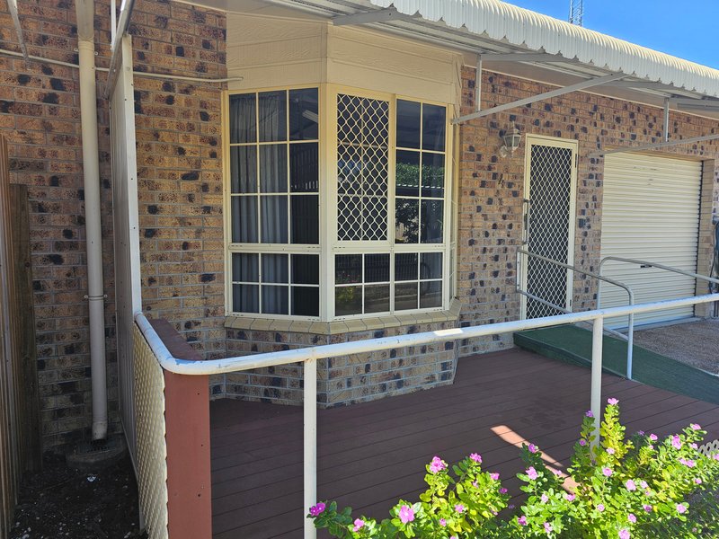 Photo - 4/68 Munro Street, Ayr QLD 4807 - Image 2