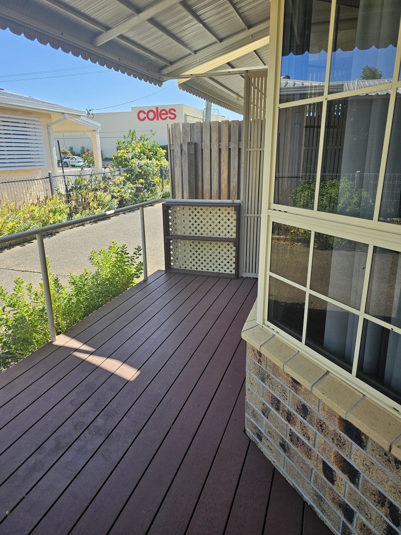 Photo - 4/68 Munro Street, Ayr QLD 4807 - Image 4