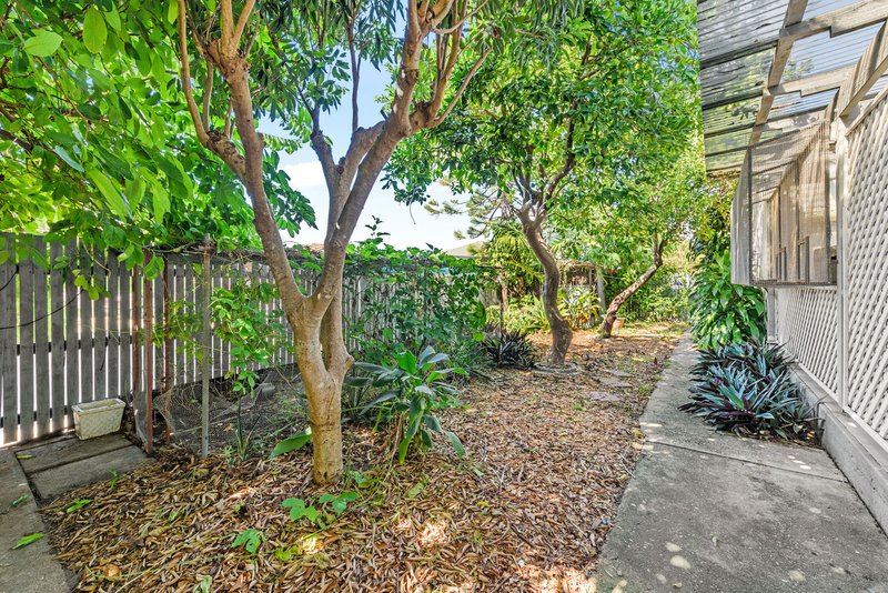 Photo - 468 Oxley Avenue, Redcliffe QLD 4020 - Image 16