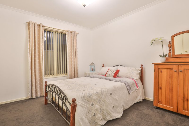 Photo - 469 Ontario Avenue, Mildura VIC 3500 - Image 9