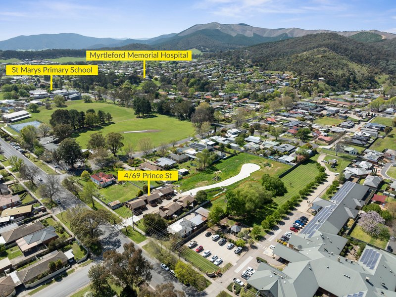 Photo - 4/69 Prince Street, Myrtleford VIC 3737 - Image 12