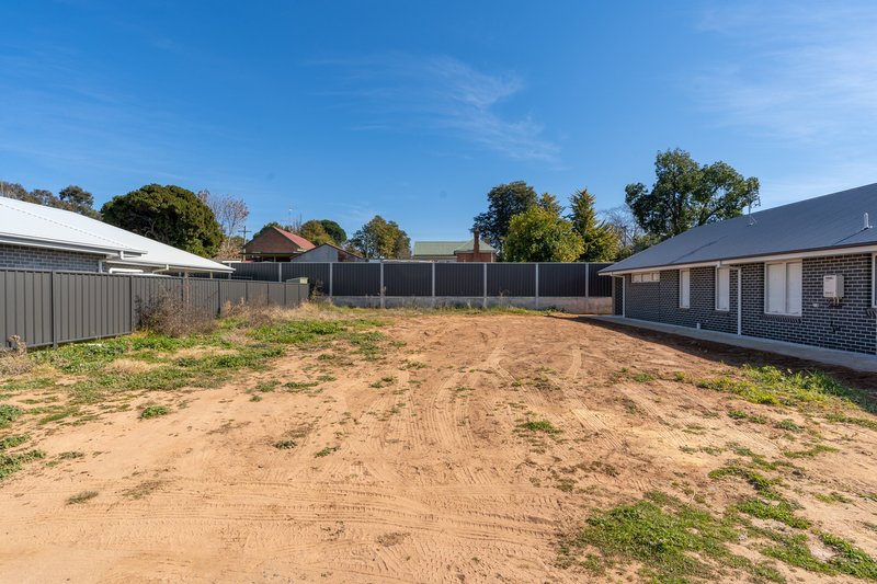 Photo - 4/69 Vaux Street, Cowra NSW 2794 - Image 5