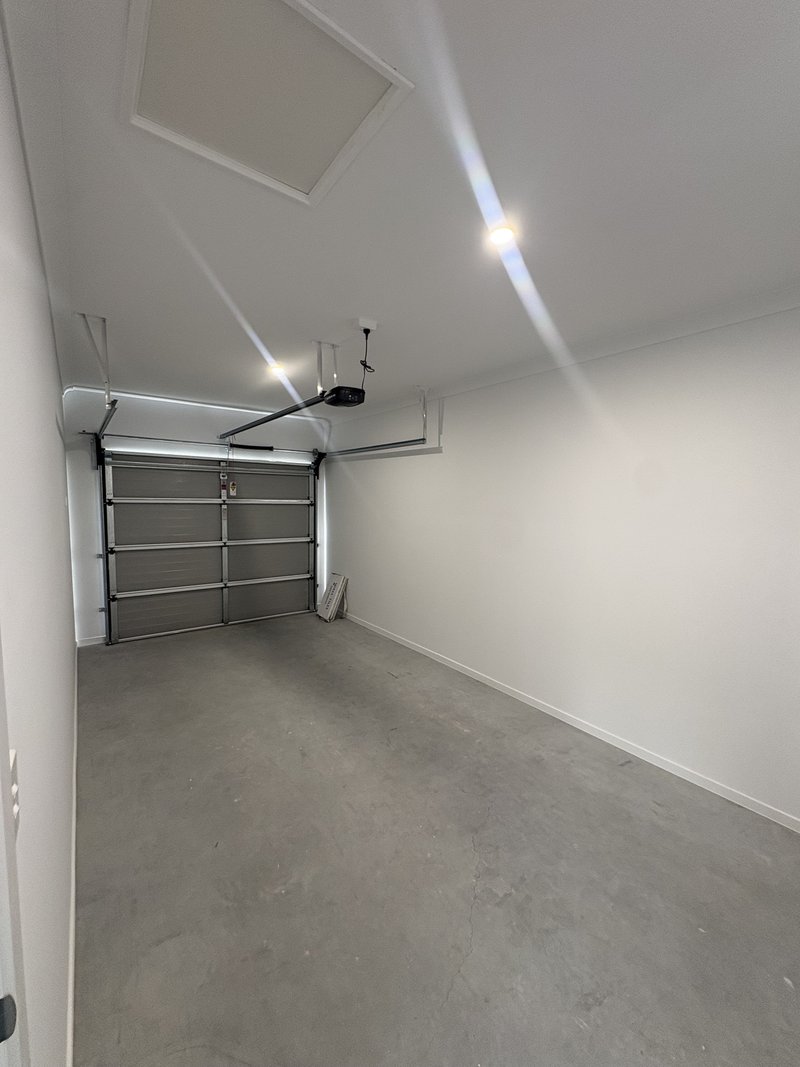 Photo - 46a Blackwell Street, Hillcrest QLD 4118 - Image 17