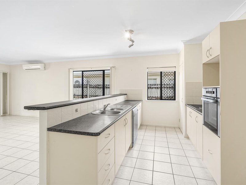 Photo - 46A Cunningham Street, Yorkeys Knob QLD 4878 - Image 5