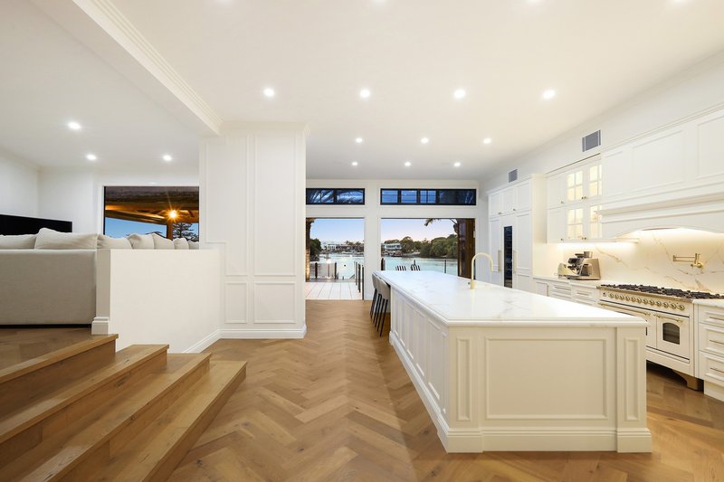 Photo - 46A Sunset Boulevard, Surfers Paradise QLD 4217 - Image 8