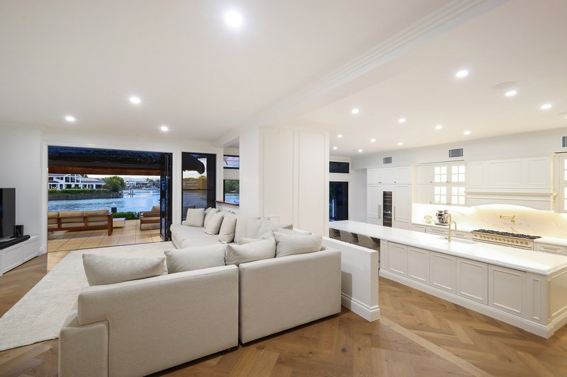 Photo - 46A Sunset Boulevard, Surfers Paradise QLD 4217 - Image 12