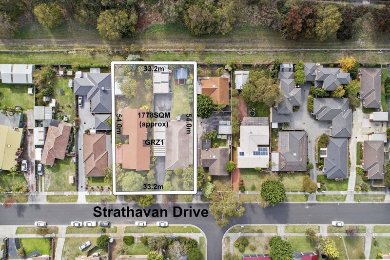 Photo - 47 & 49 Strathavan Drive, Berwick VIC 3806 - Image 14