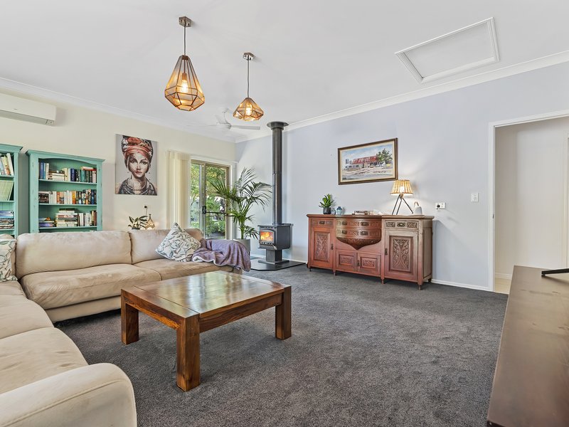 Photo - 47-51 Cavanagh Place, Ningi QLD 4511 - Image 5