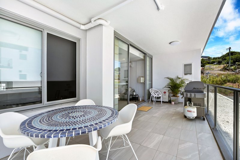 Photo - 4/7-9 Campbell Crescent, Terrigal NSW 2260 - Image 4