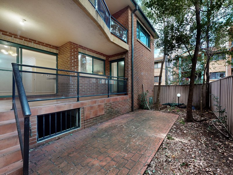 Photo - 4/7-9 Oakes Street, Westmead NSW 2145 - Image 9