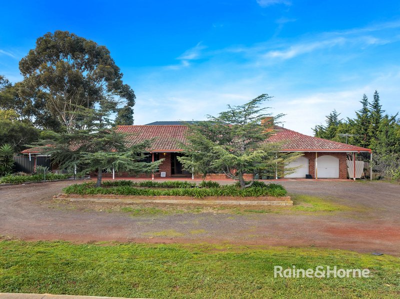 Photo - 47 Abbotswood Drive, Hoppers Crossing VIC 3029 - Image 16