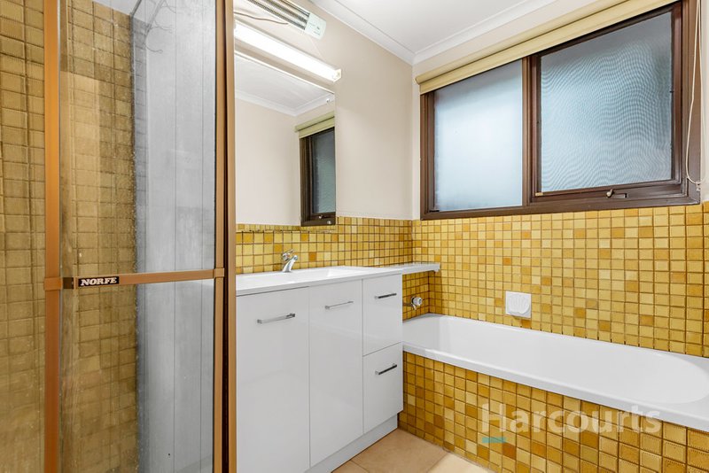 Photo - 47 Alderford Drive, Wantirna VIC 3152 - Image 6