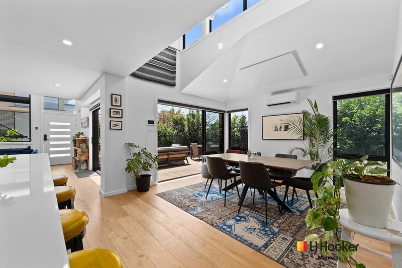 Photo - 4/7 Allwood Street, Chifley ACT 2606 - Image 1